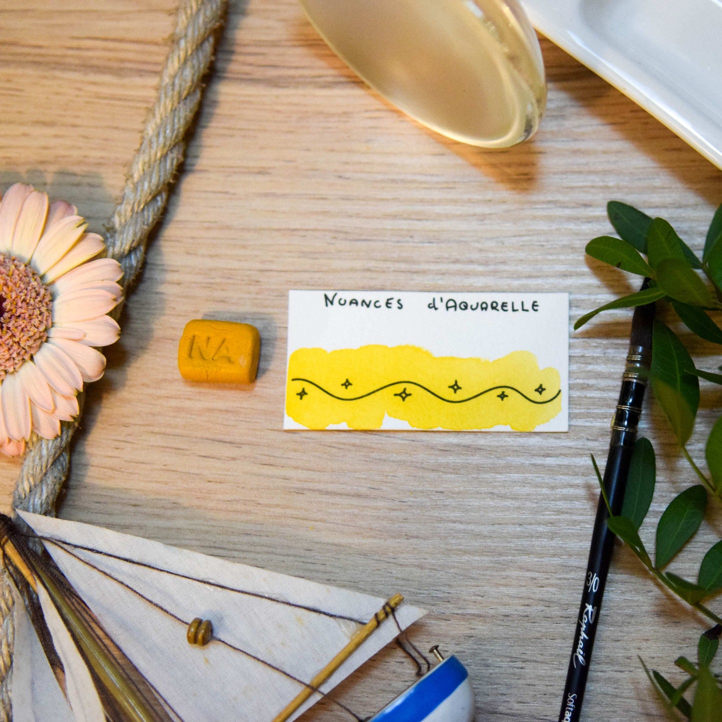 Aquarelle artisanale extra-fine végane eco-responsable et solidaire en vrac couleur Jaune Tropique