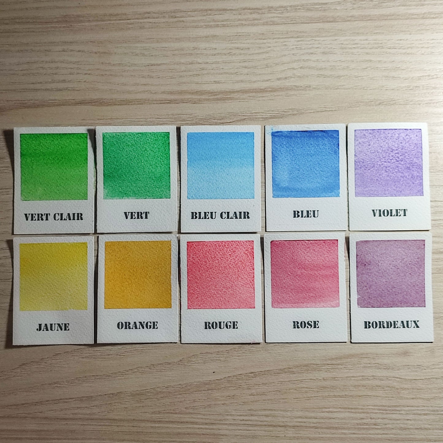 Offre Palette "Nuances Essentielles" - 10 Aquarelles Artisanales sans huile essentielle, Véganes, Éco-responsables et Solidaires