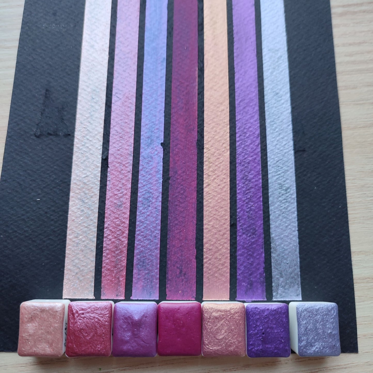 Palette Nuances Solidaires Édition 2025 - Octobre Rose - Aquarelle Artisanale Végane