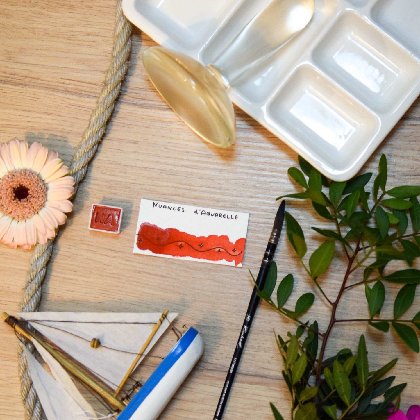 Aquarelle artisanale extra-fine végane eco-responsable et solidaire en demi-godet couleur Rubis
