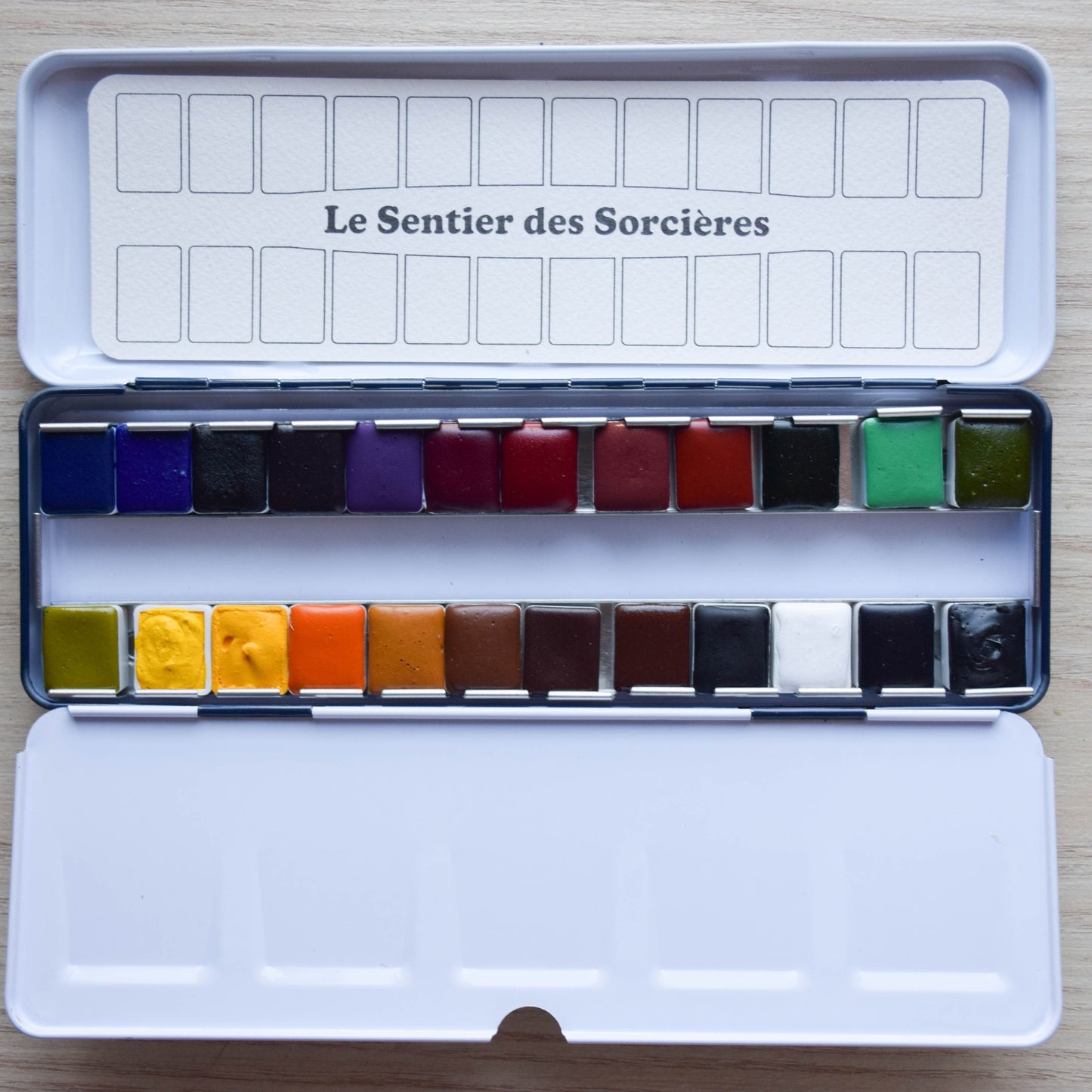 Le Sentier des Sorcières - Collection Prestige 24 couleurs
